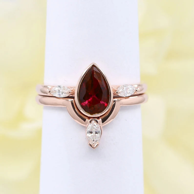 14K RUBY BEZEL RING MARQUISE DIAMOND CROWN U BAND 2 RING SET