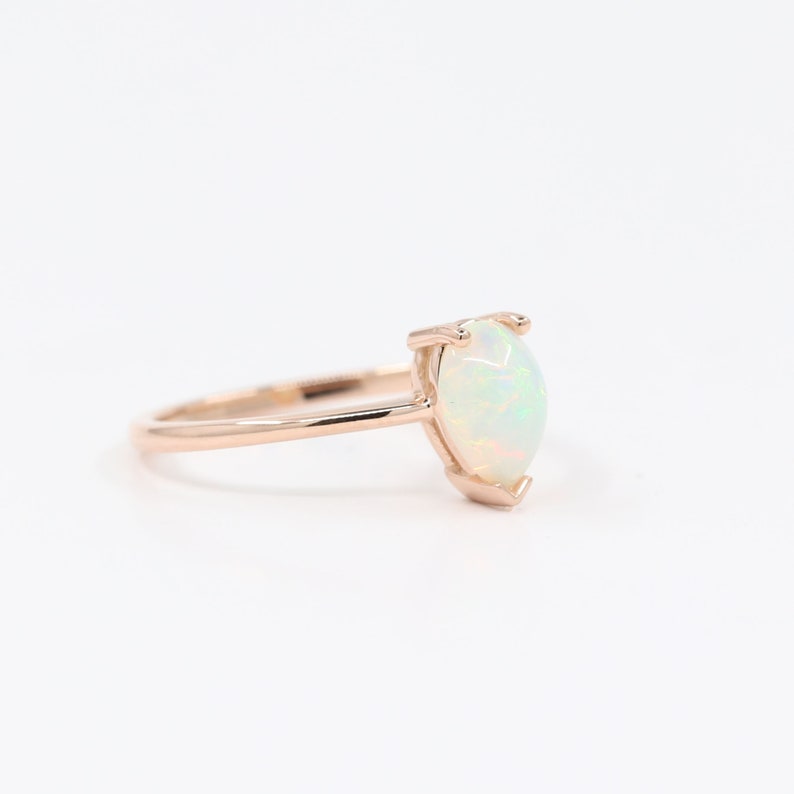 14K PEAR OPAL SOLITAIRE RING