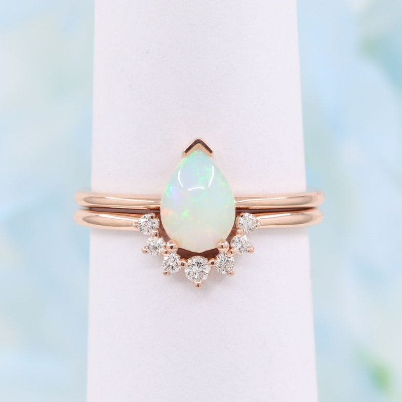 14K PEAR OPAL RING DIAMOND CROWN U BAND 2 RING SET