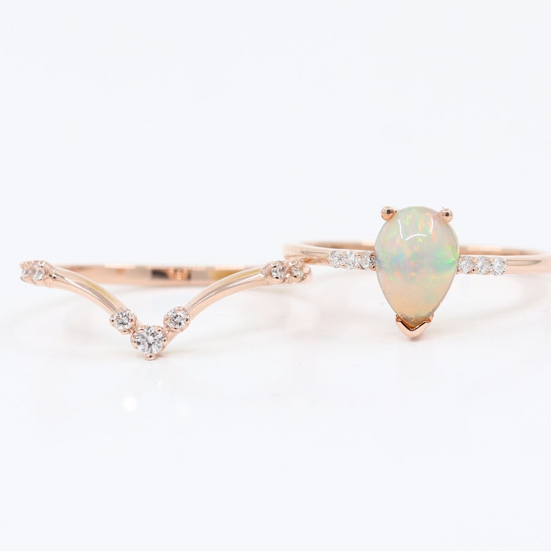 14K PEAR OPAL RING DIAMOND CHEVRON BAND 2 RING SET