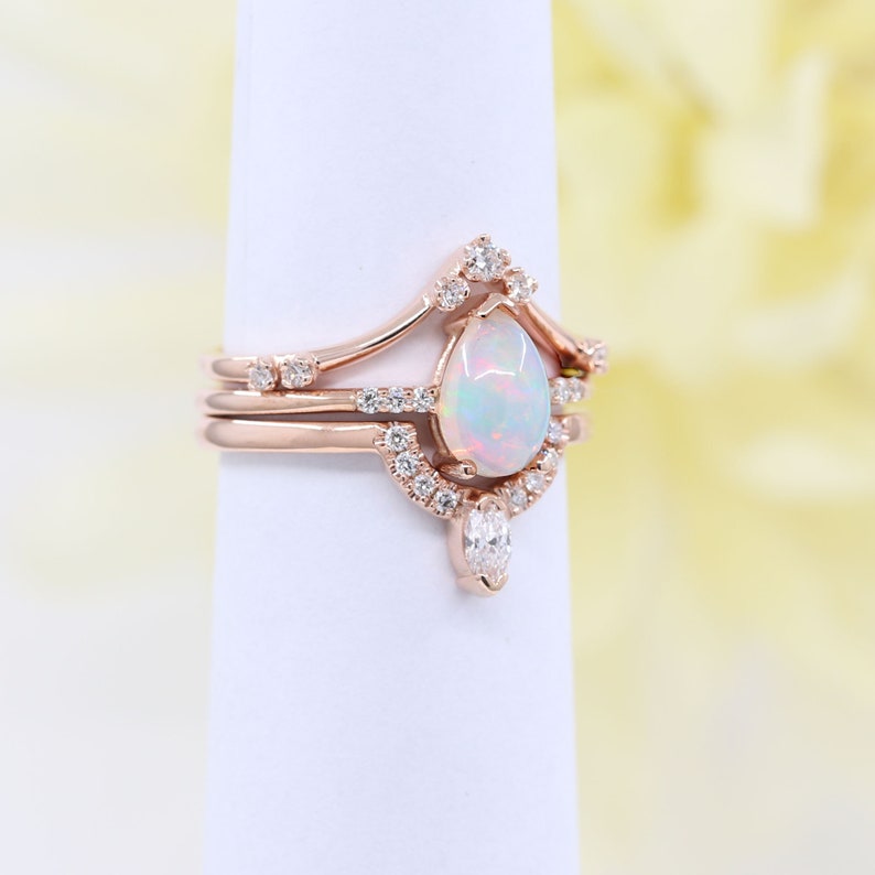 14K PEAR OPAL RING DIAMOND CHEVRON BAND 3 RING SET