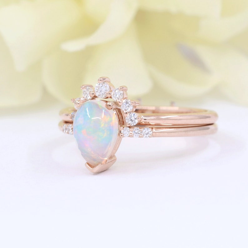 14K PEAR OPAL RING DIAMOND CROWN U BAND 2 RING SET