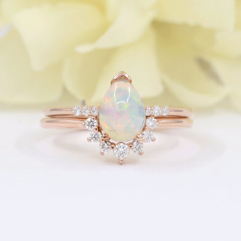 14K PEAR OPAL RING DIAMOND CROWN U BAND 2 RING SET