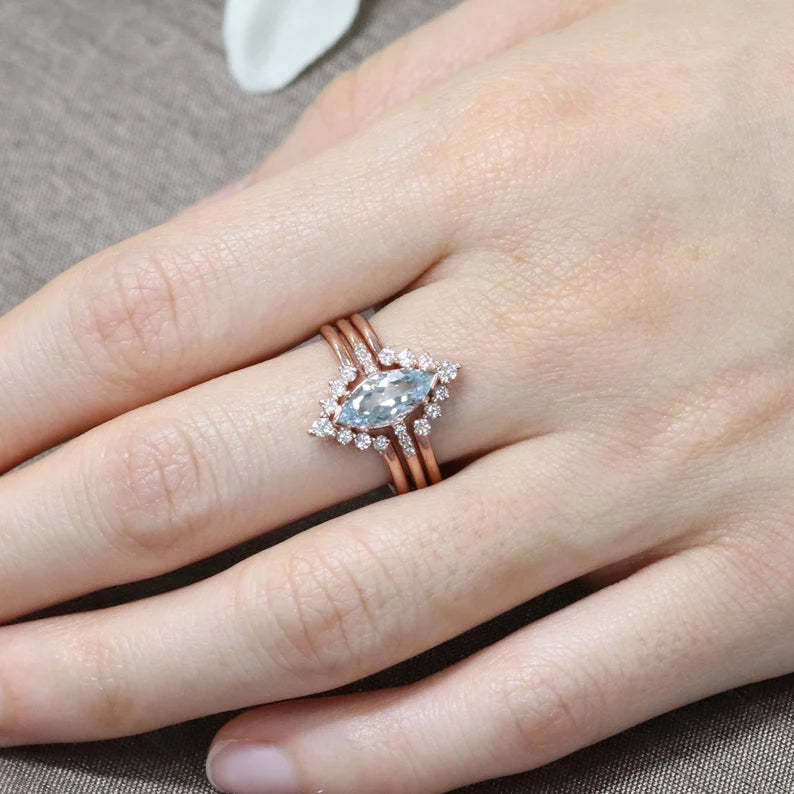 14K MARQUISE AQUAMARINE RING DIAMOND V BAND 3 RING SET