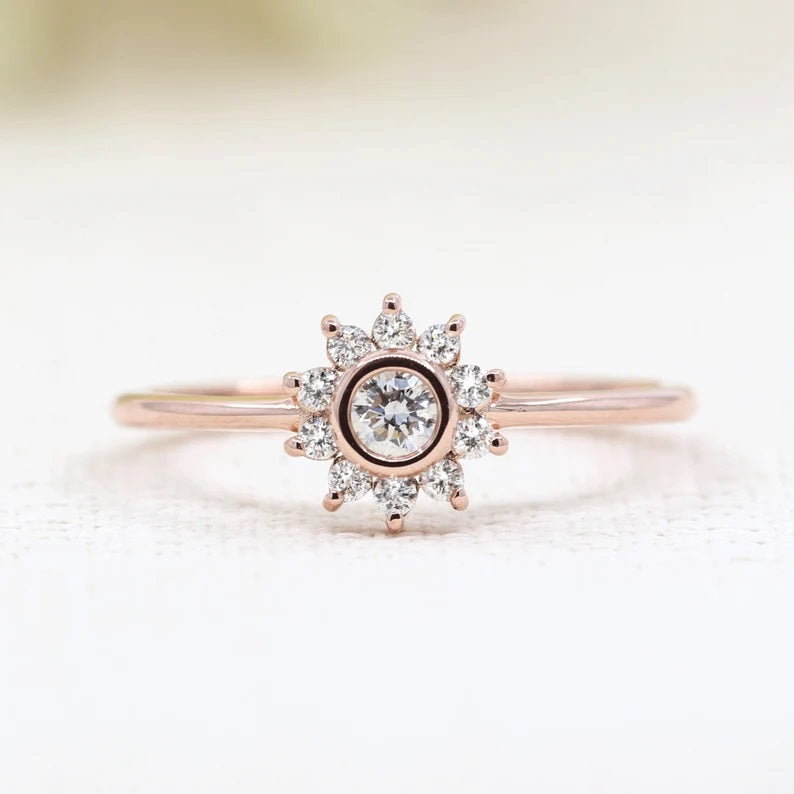 14K DIAMOND BEZEL FLOWER RING