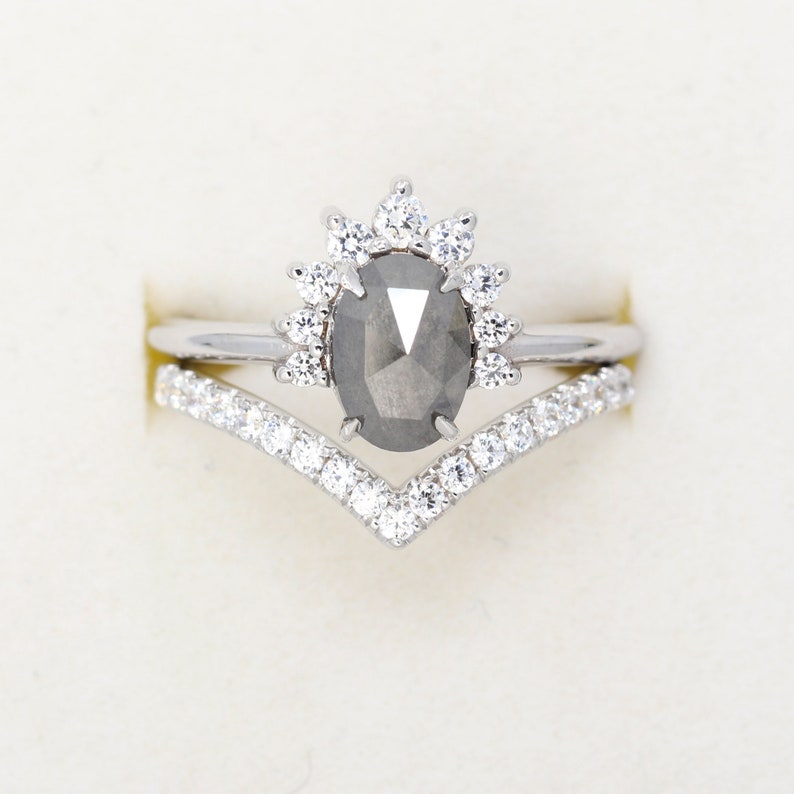 14K 1.47CT SALT AND PEPPER CROWN RING DIAMOND CHEVRON BAND 2 RING SET