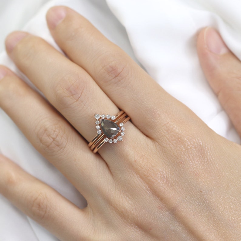 14K PEAR SALT AND PEPPER RING DIAMOND CROWN BAND 3 RING SET