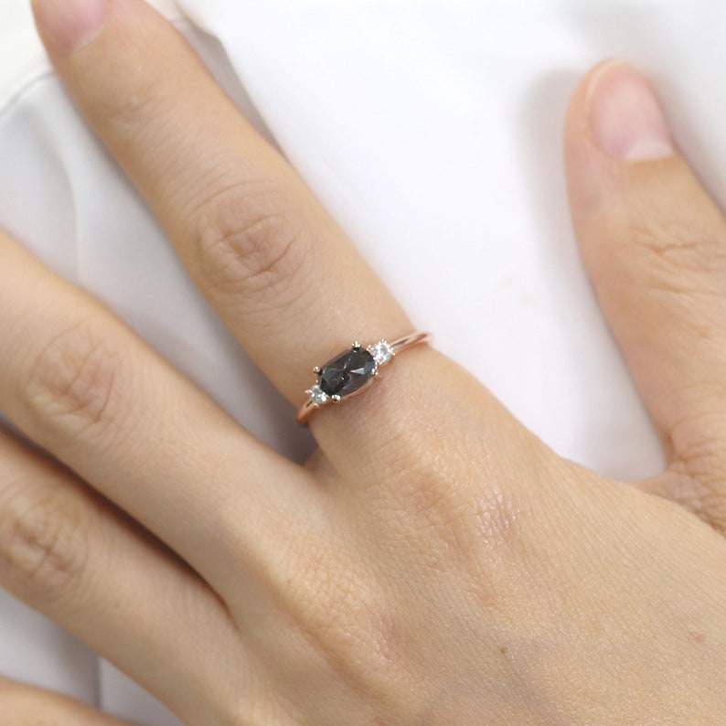 14K 1.07CT SALT AND PEPPER DIAMOND RING
