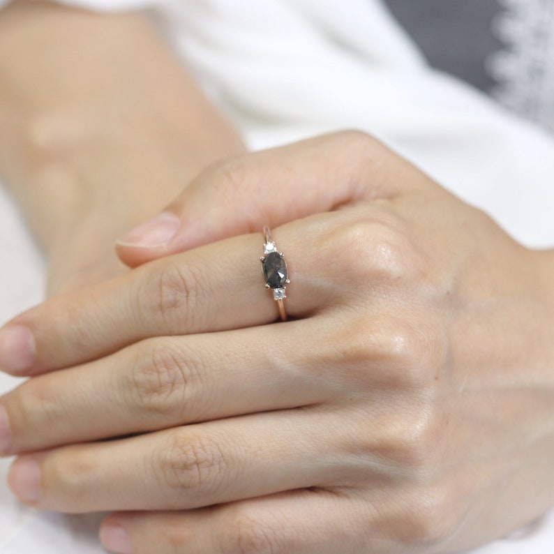 14K 1.07CT SALT AND PEPPER DIAMOND RING