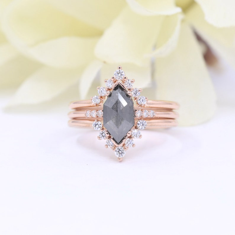 14K 1.43CT SALT AND PEPPER RING DIAMOND V BAND 3 RING SET