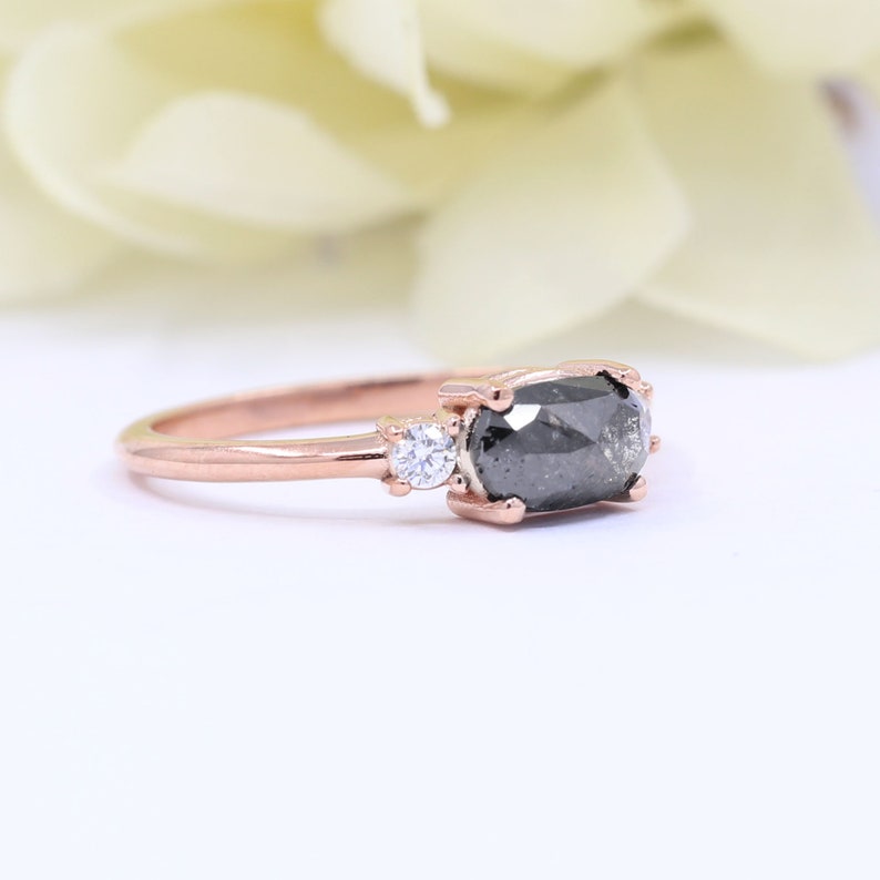14K 1.07CT SALT AND PEPPER DIAMOND RING