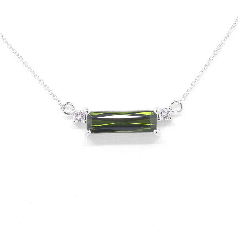 14K GREEN TOURMALINE DIAMOND NECKALCE