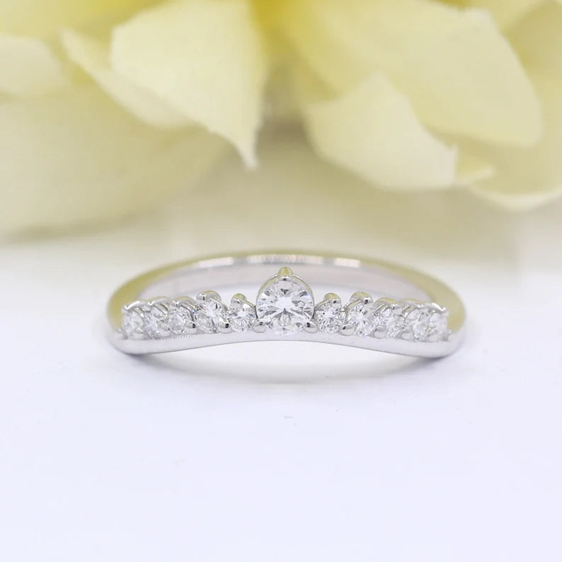 14K DIAMOND CURVED CROWN BAND