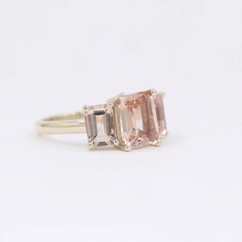 14K EMERALD CUT MORGANITE RING