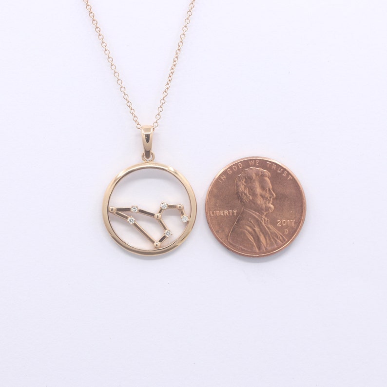14K DIAMOND LEO ZODIAC SIGN CIRCLE NECKLACE