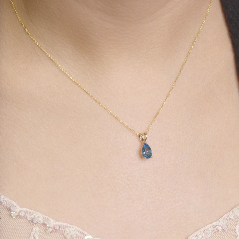 14K PEAR BLUE TOPAZ SOLITAIRE NECKLACE