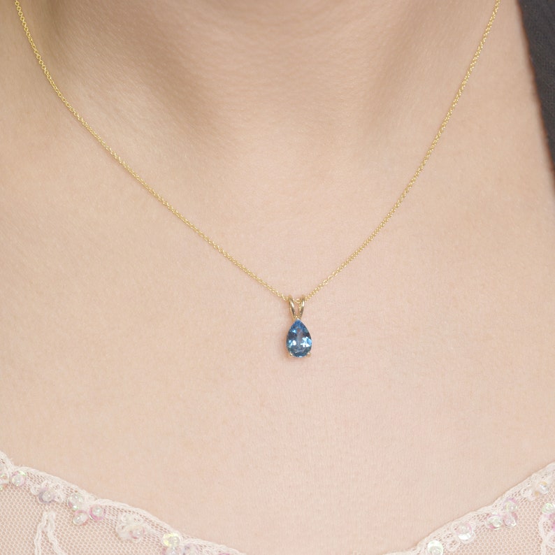 14K PEAR BLUE TOPAZ SOLITAIRE NECKLACE
