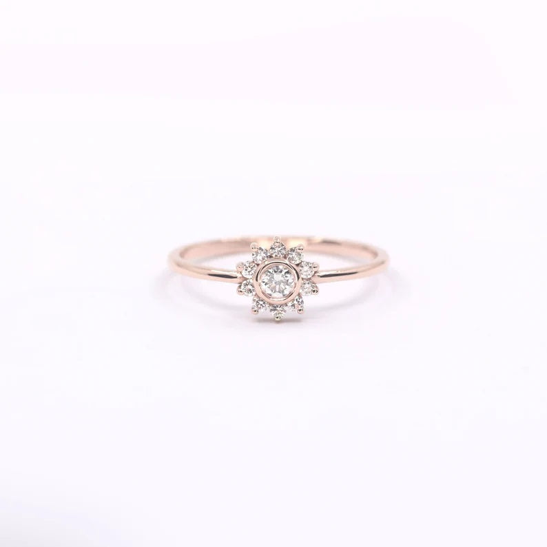 14K DIAMOND BEZEL FLOWER RING