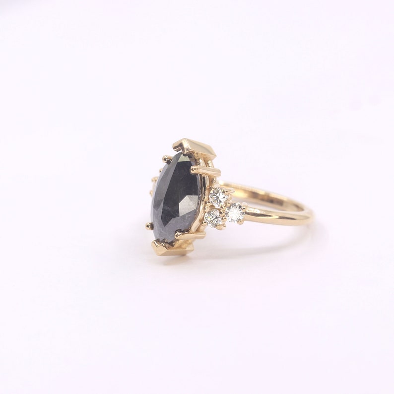 14K 2.51CT SALT AND PEPPER DIAMOND CLUSTER RING