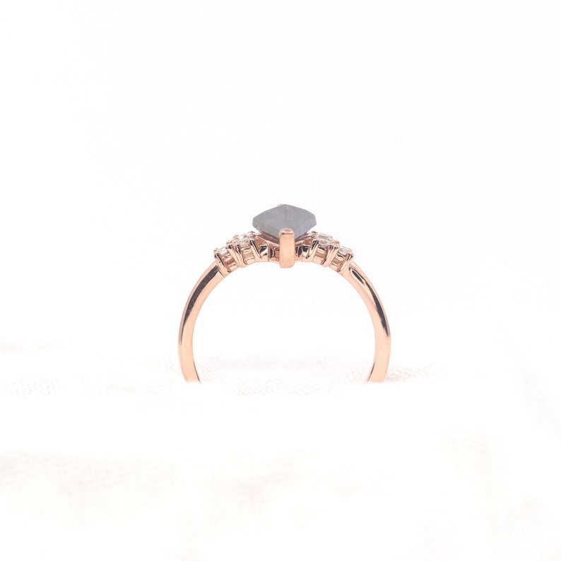 14K 0.88CT SALT AND PEPPER DIAMOND CLUSTER RING