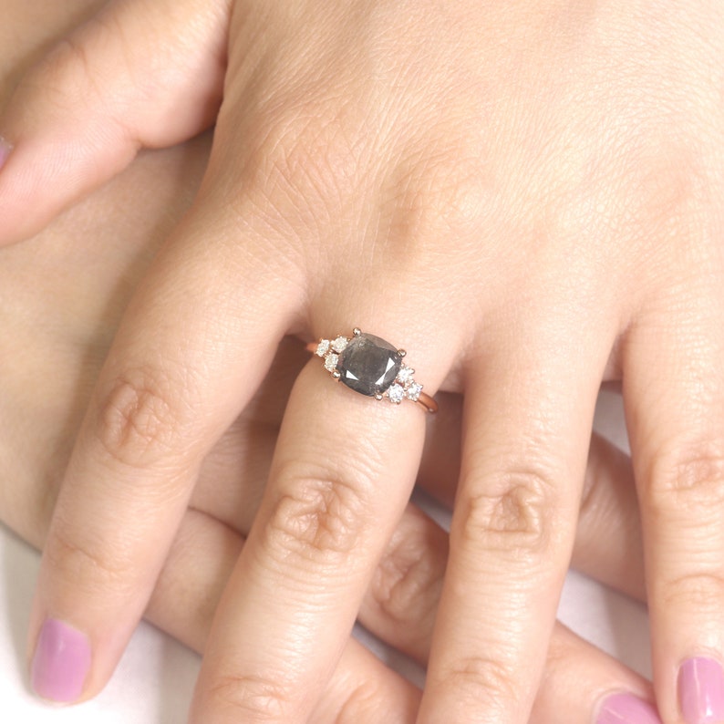 14K 2.64CT SALT AND PEPPER DIAMOND CLUSTER RING