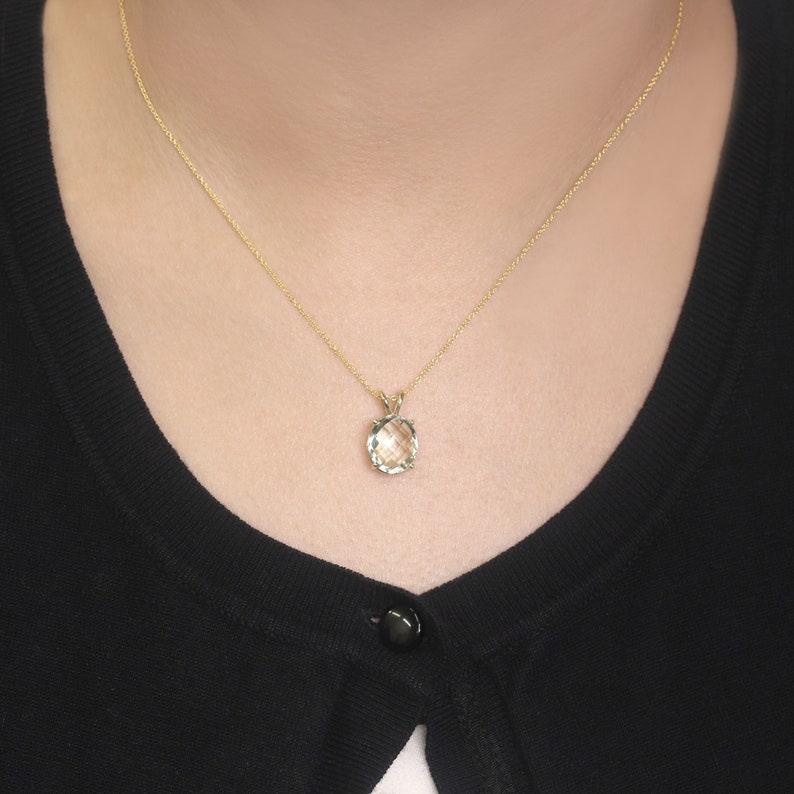 14K GREEN AMETHYST SOLITAIRE NECKLACE