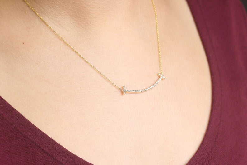 14K DIAMOND SMILE CURVED BAR NECKLACE