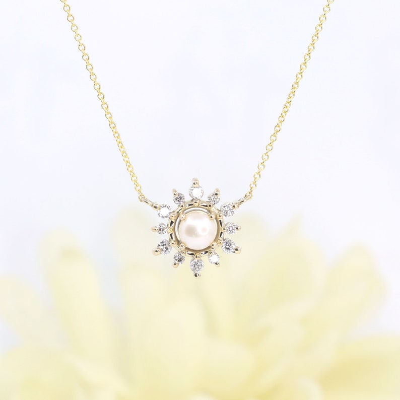 14K PEARL DIAMOND SNOWFLAKE NECKLACE