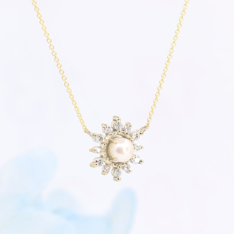 14K PEARL DIAMOND SNOWFLAKE NECKLACE