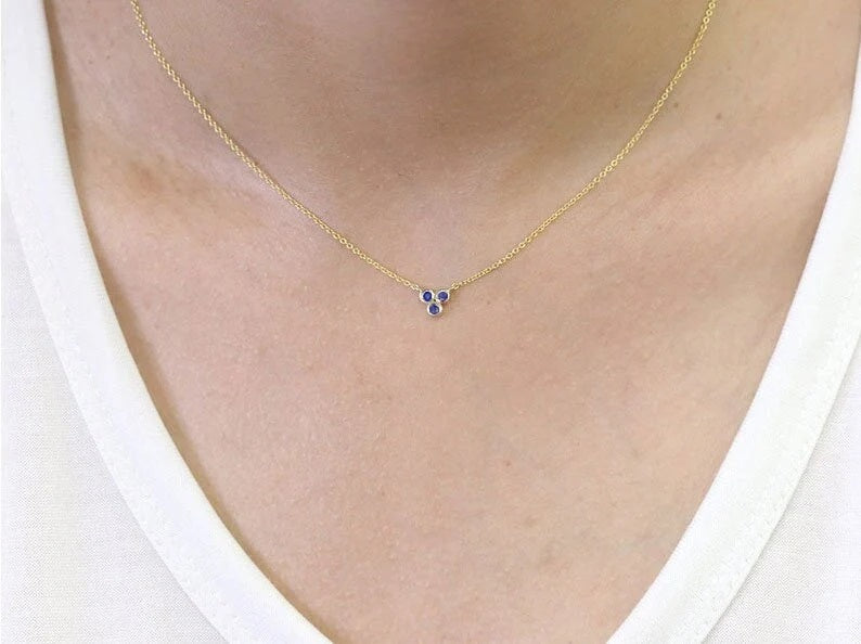 14K 3 SAPPHIRE BEZEL TINY CLUSTER NECKLACE