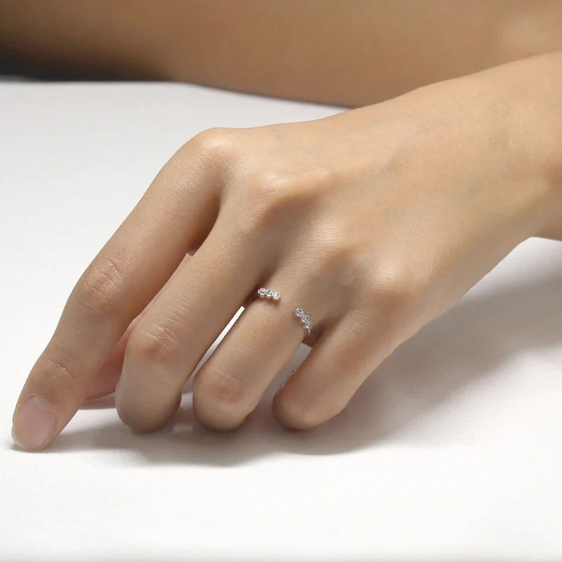 14K 6 DIAMOND OPEN BAND