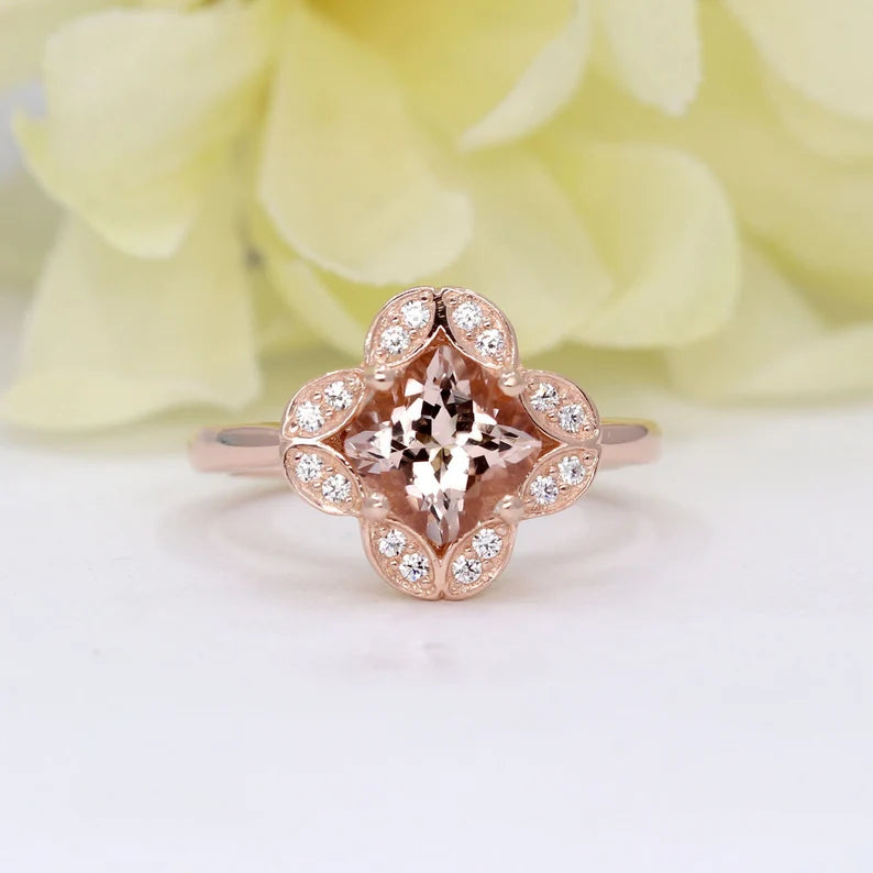 14K CUSHION MORGANITE DIAMOND FLOWER RING