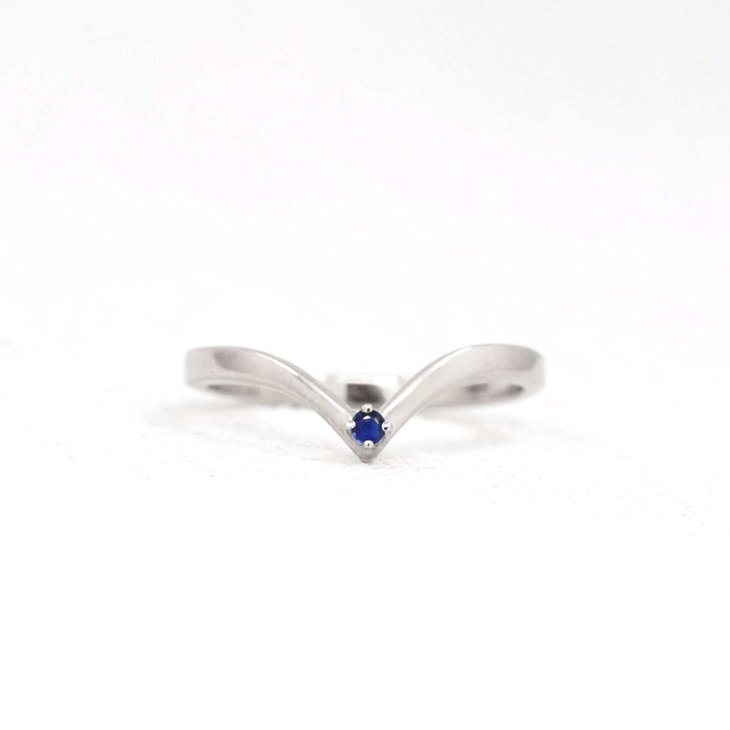 1.6mm Chevron Natural Sapphire Ring