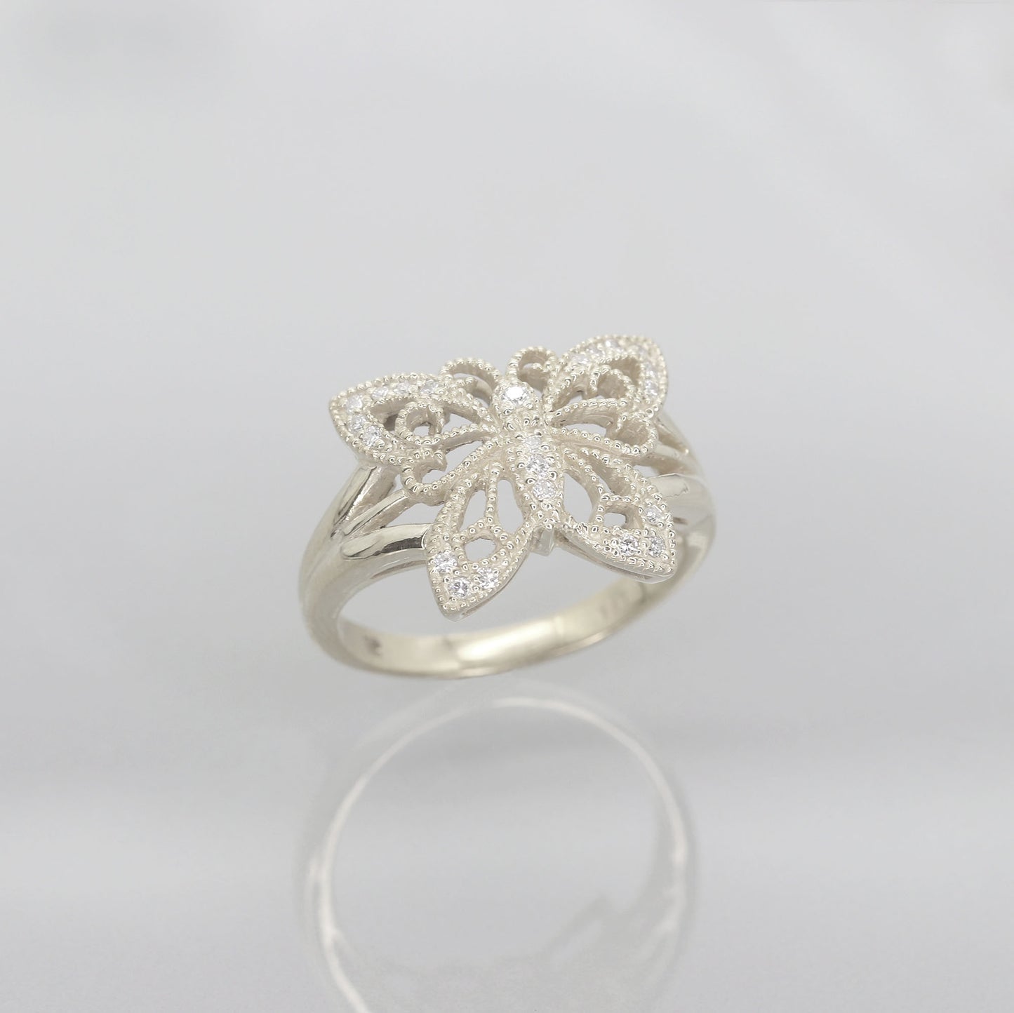 14K Diamond Butterfly Ring