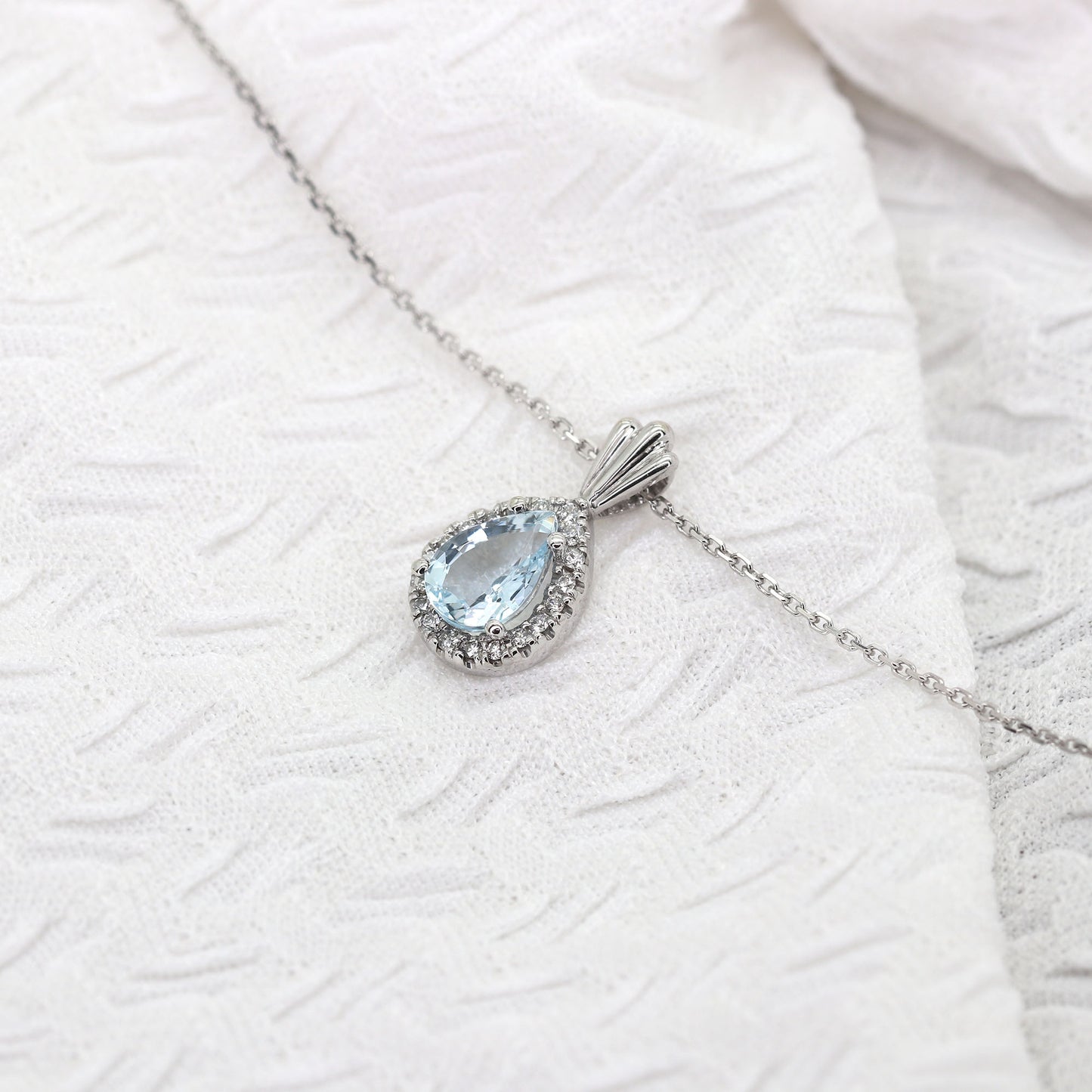 14K PEAR AQUAMARINE DIAMOND HALO NECKLACE