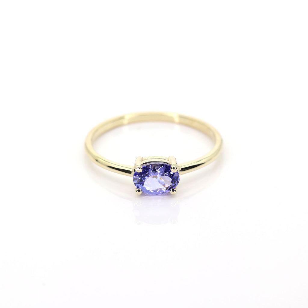 14K OVAL TANZANITE SOLITAIRE RING