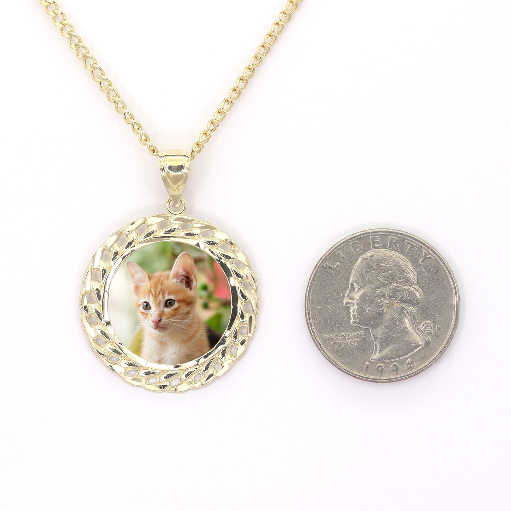14K Yellow Gold Customize Picture Pendant Necklace