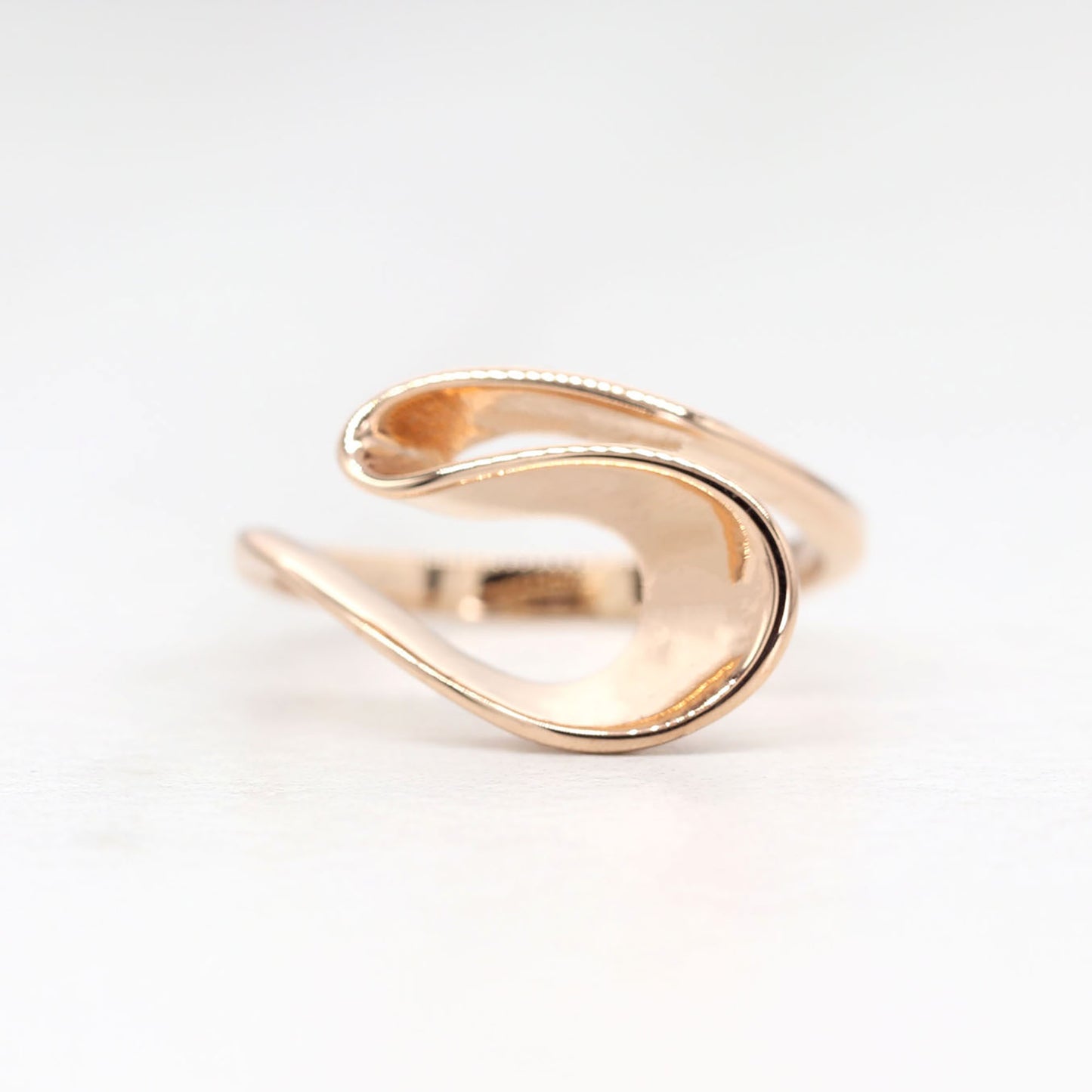 14K WHIRLWIND BAND