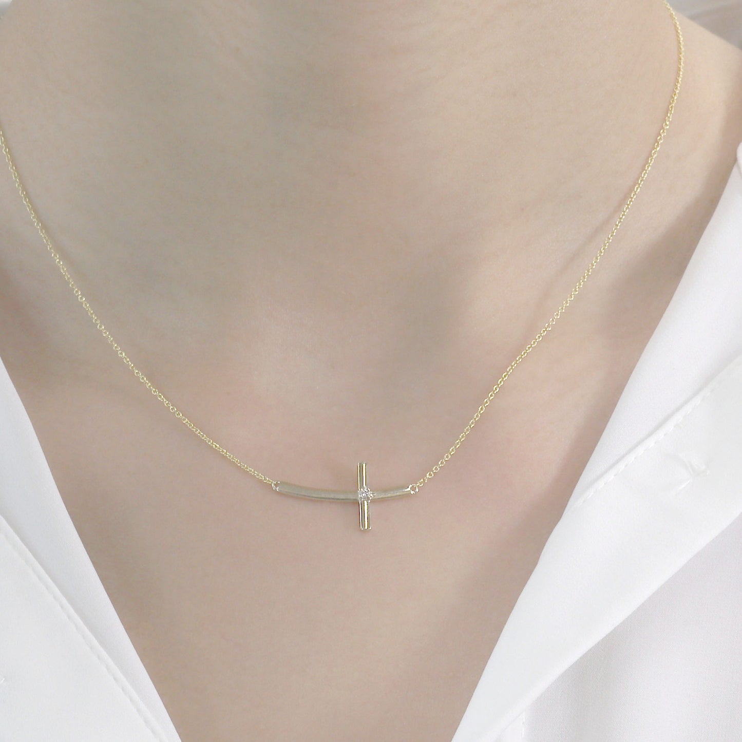 14K 1 DIAMOND SIDEWAYS CROSS NECKLACE