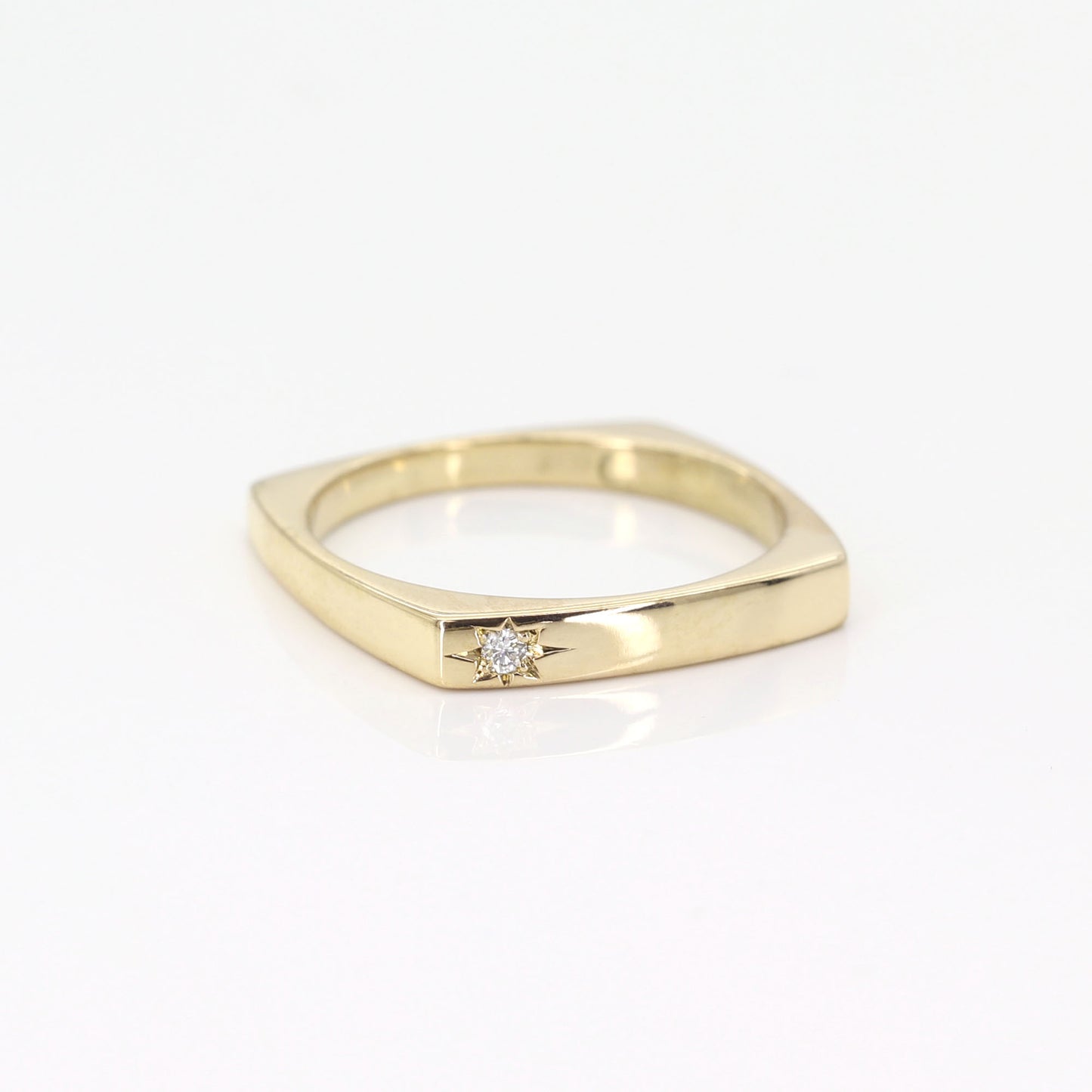 14K FLAME DIAMOND SQUARE BAND