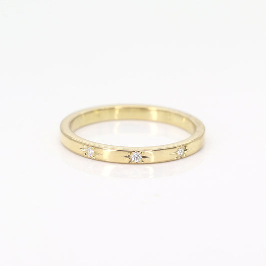 14K 3 FLAME DIAMOND 2MM BAND