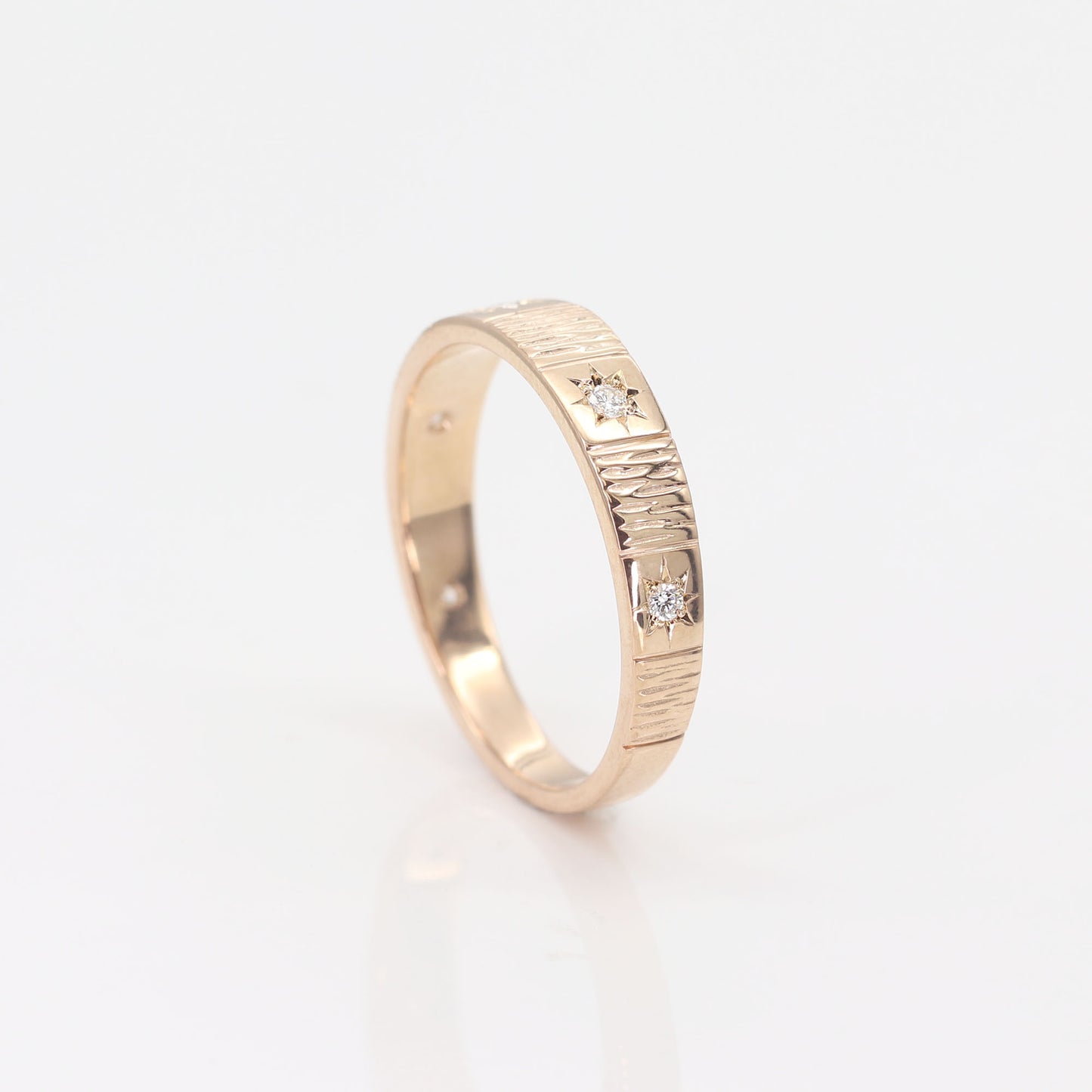 14K 3 FLAME DIAMOND STRIPE BAND