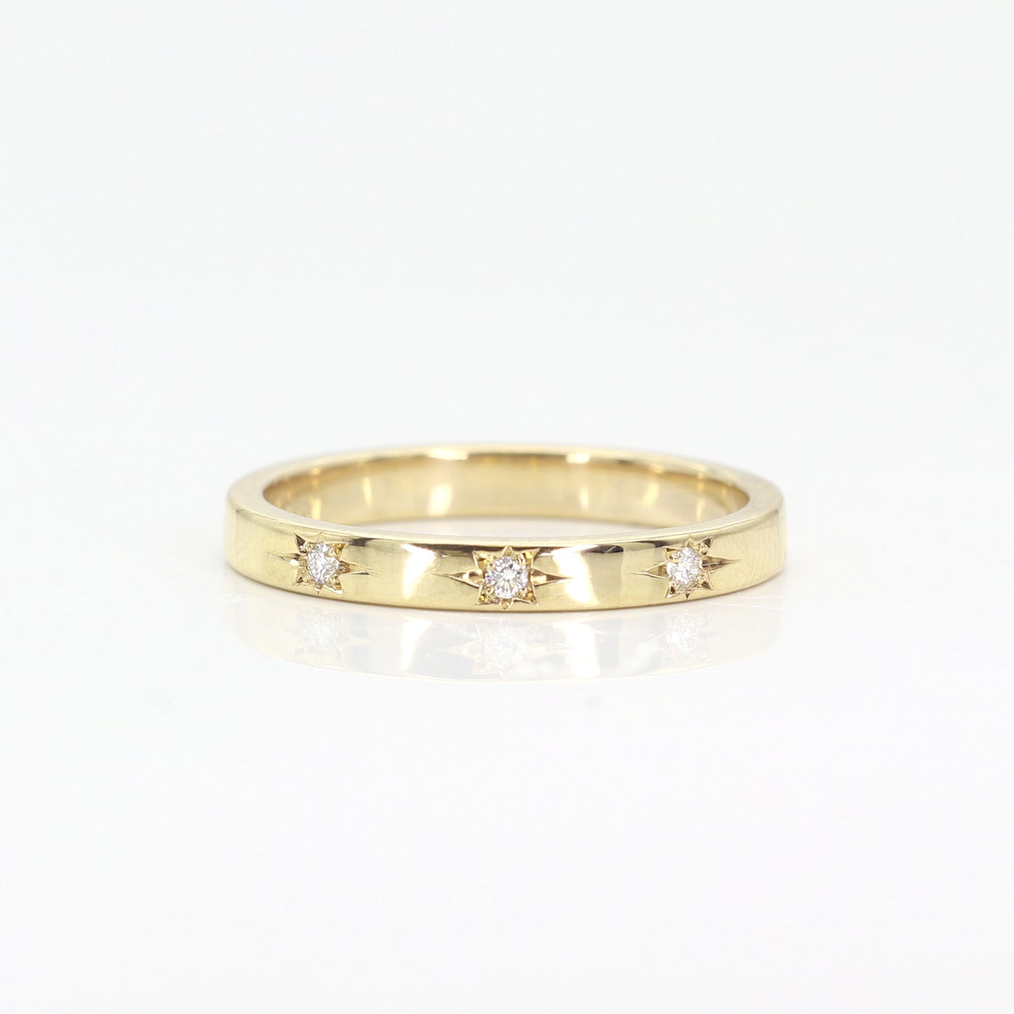 14K 3 FLAME DIAMOND 2.5MM BAND