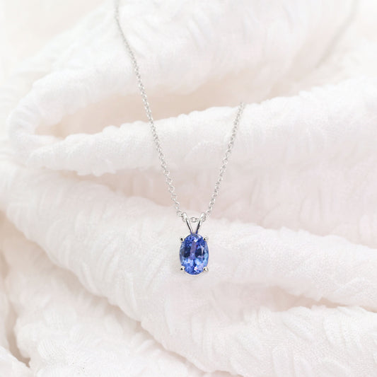 14K OVAL TANZANITE SOLITAIRE NECKLACE