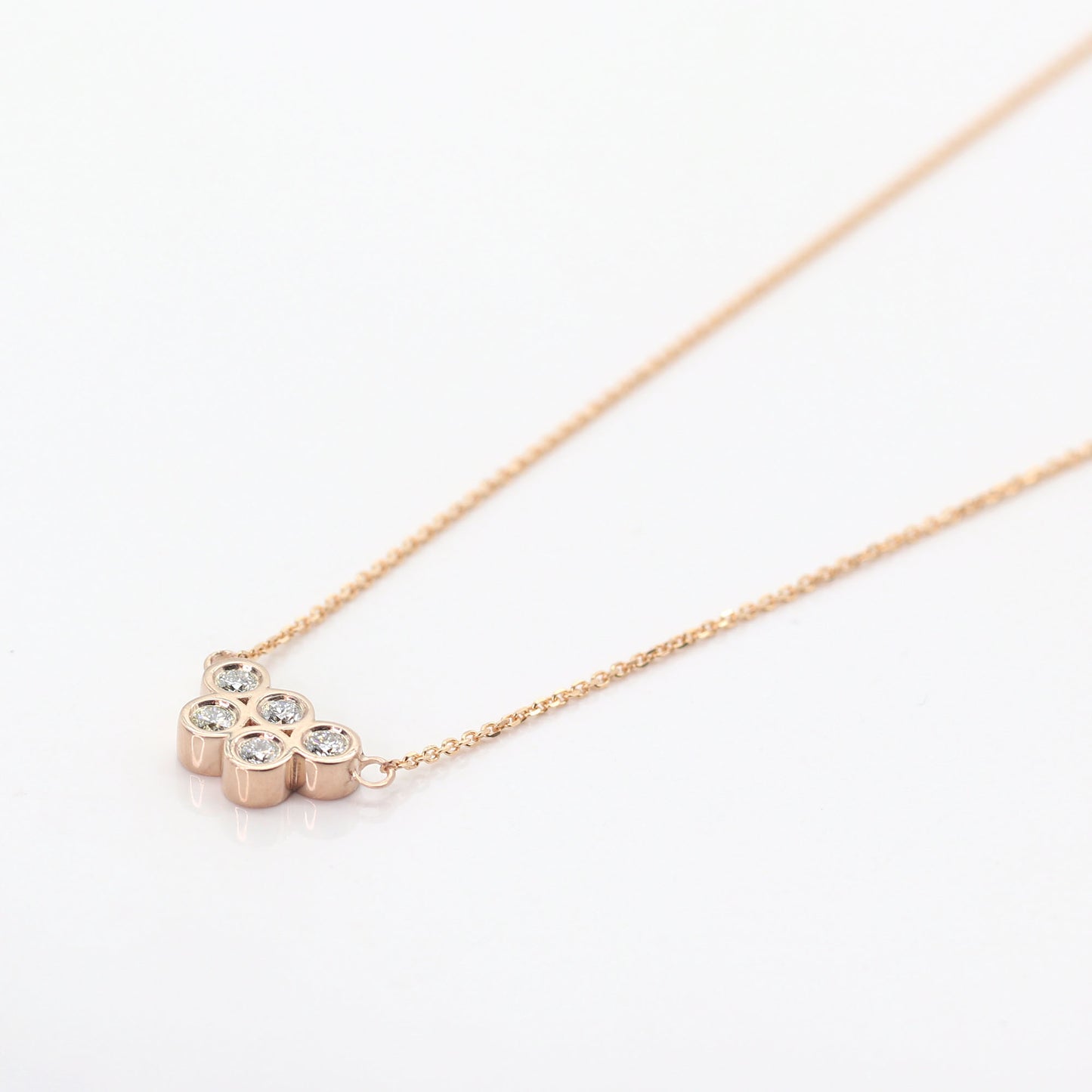 14K 5 DIAMOND BEZEL CLUSTER NECKLACE