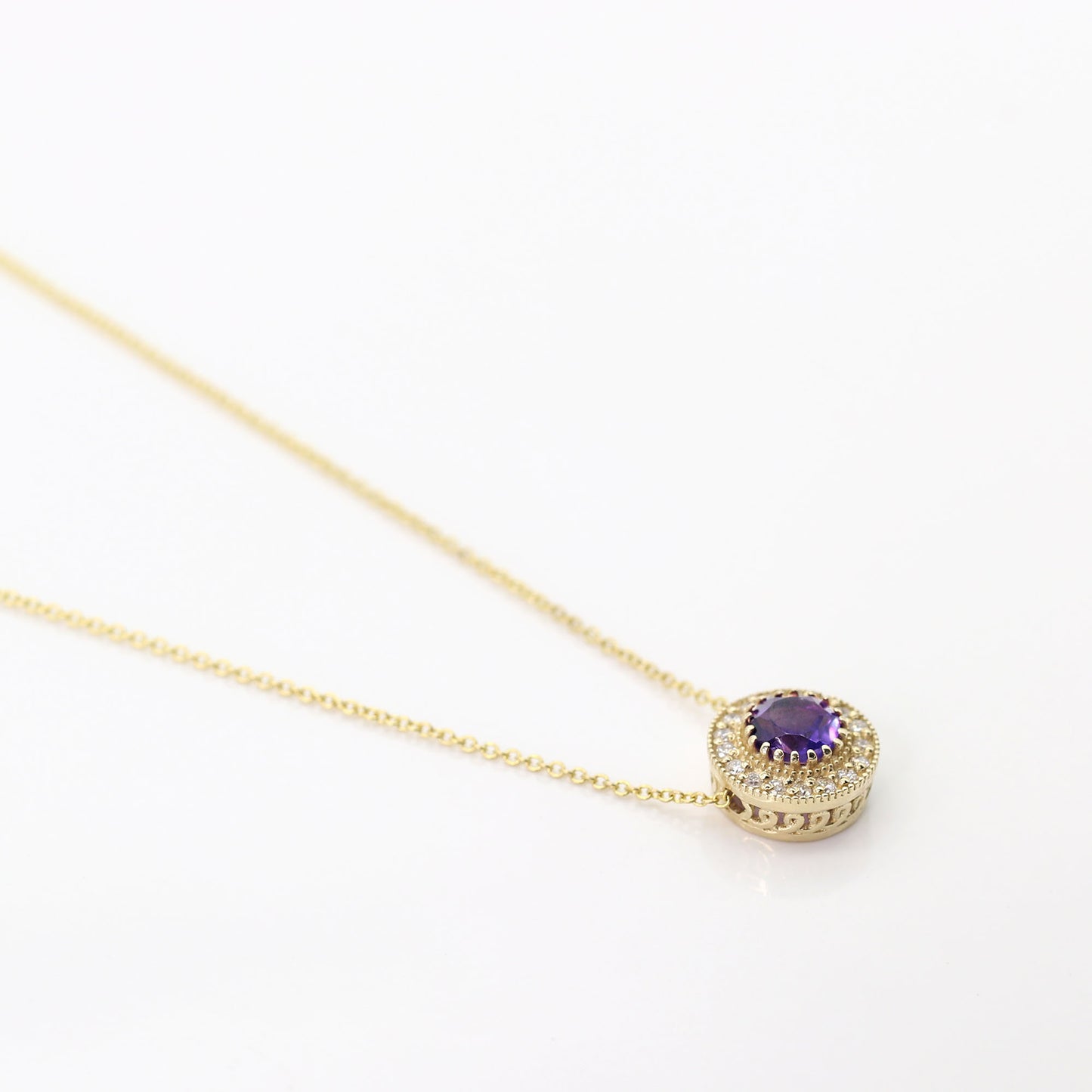 14K AMETHYST DIAMOND HALO VINTAGE NECKLACE