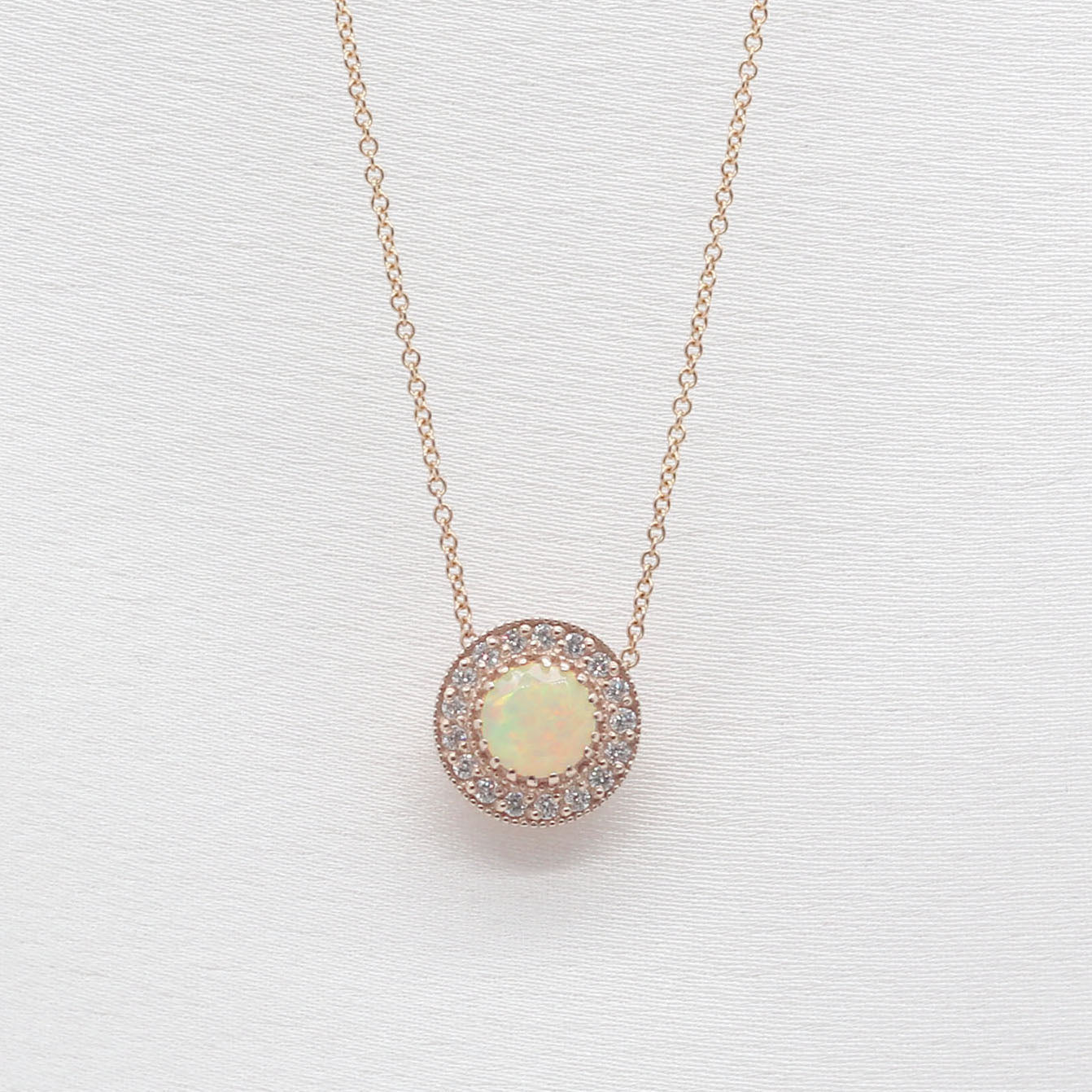 14K OPAL DIAMOND HALO VINTAGE NECKLACE