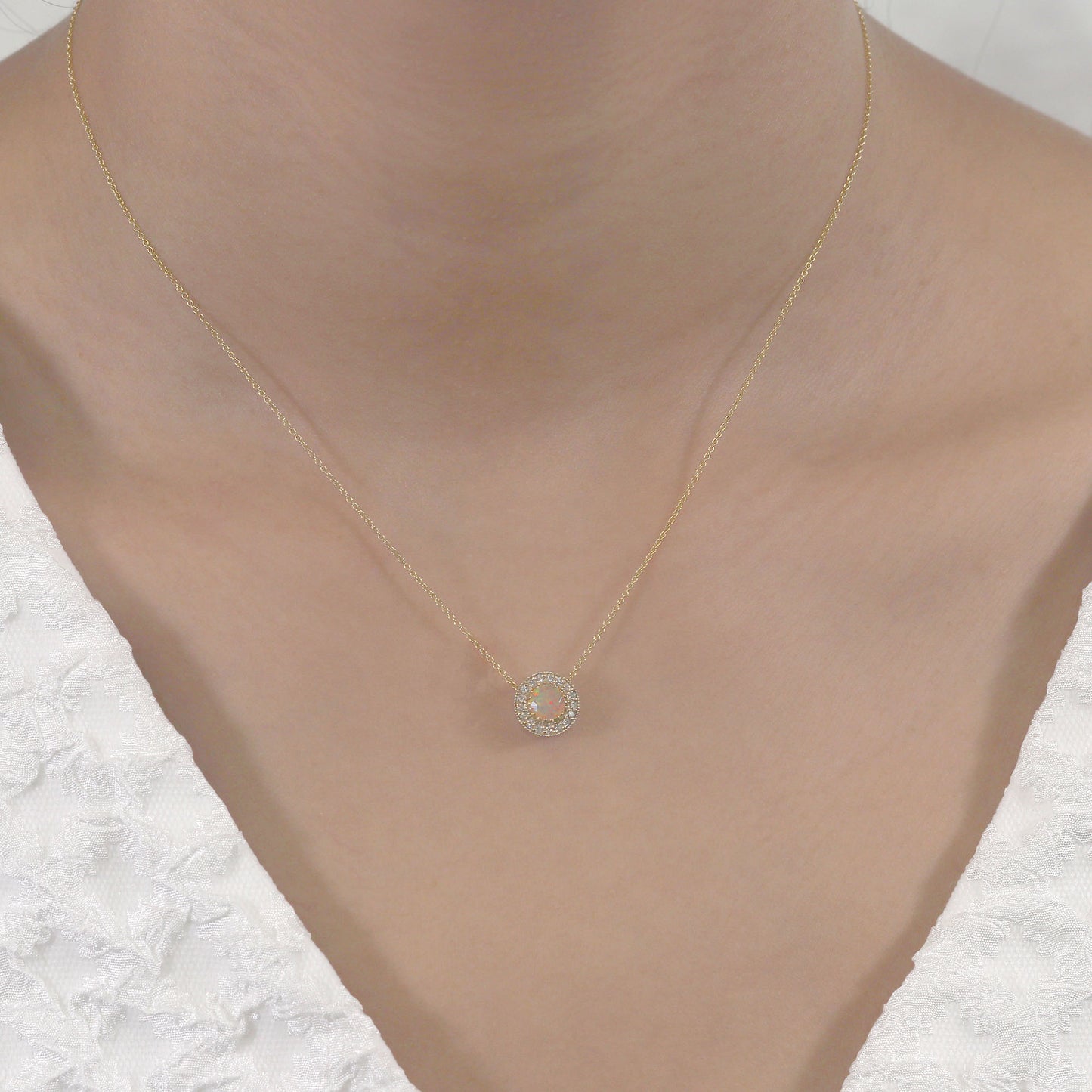 14K OPAL DIAMOND HALO VINTAGE NECKLACE