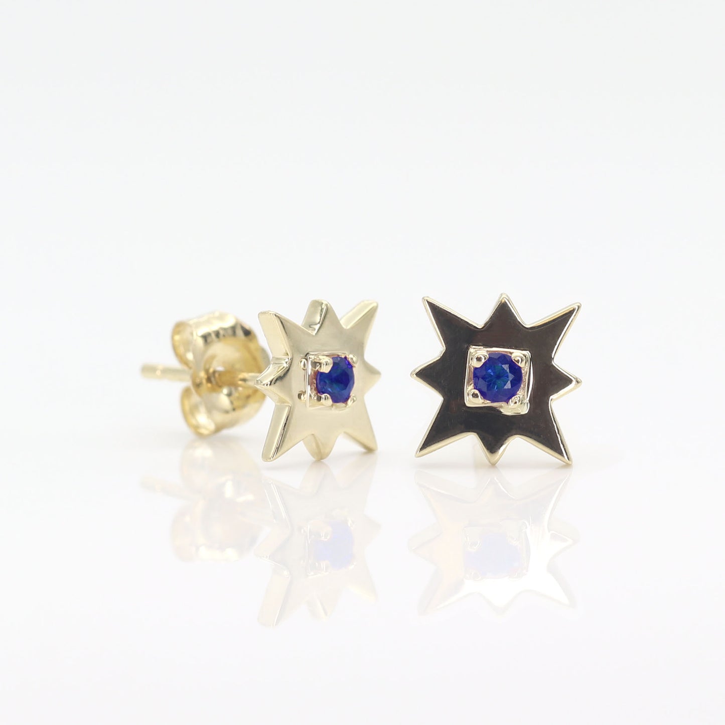 14K SAPPHIRE STAR EARRING