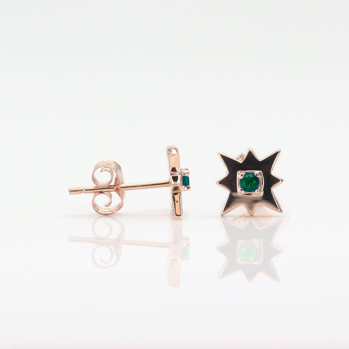 14K EMERALD STAR EARRING